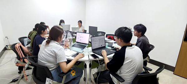 我校全力升級數字內容制作服務，構建未來教學新生態